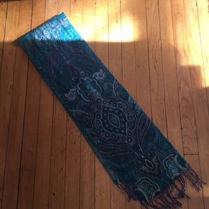 Cashmink acrylic scarf